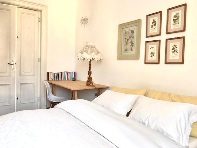 A Due Passi Dal Duomo Hotel Biella Ngoại thất bức ảnh